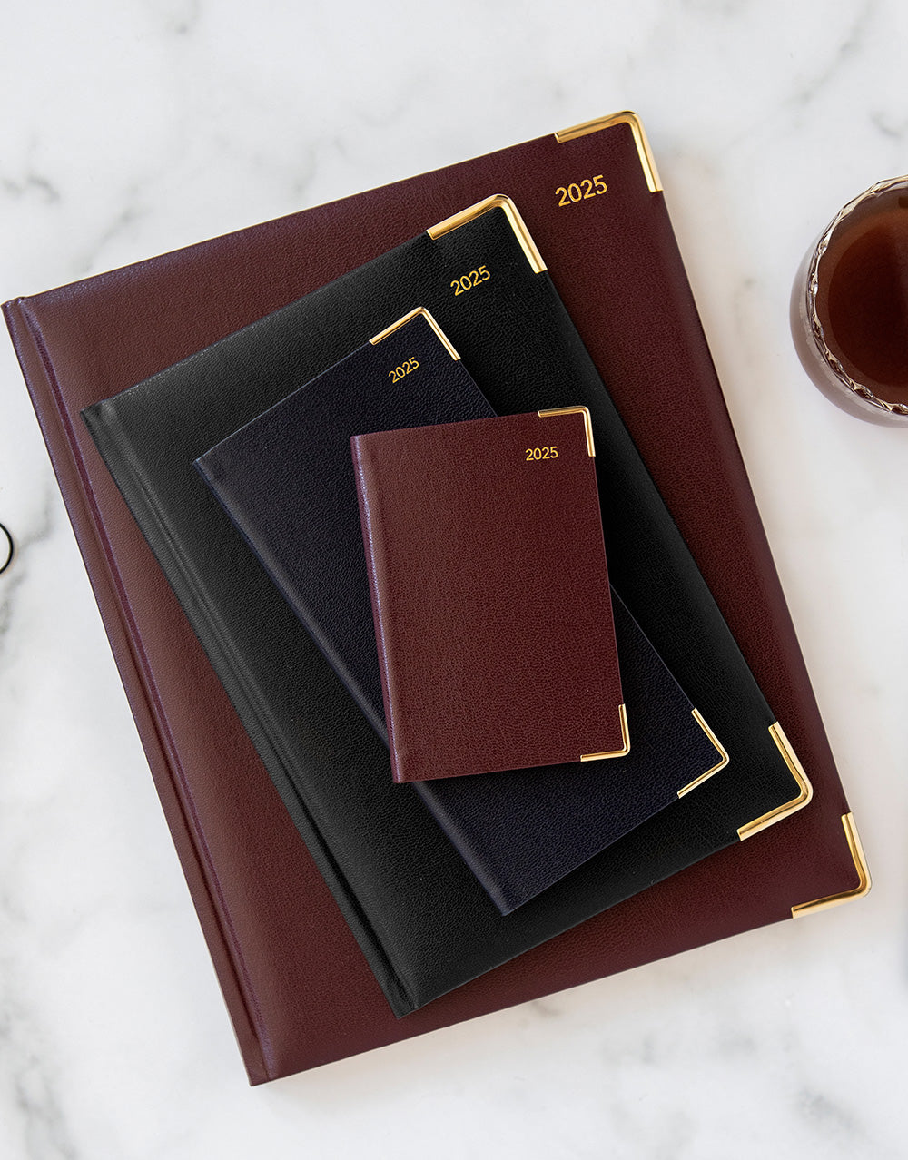 Classic Slim Week to View Diary with Appointments 2025 - English  25-T35SUBG#colour_burgundy